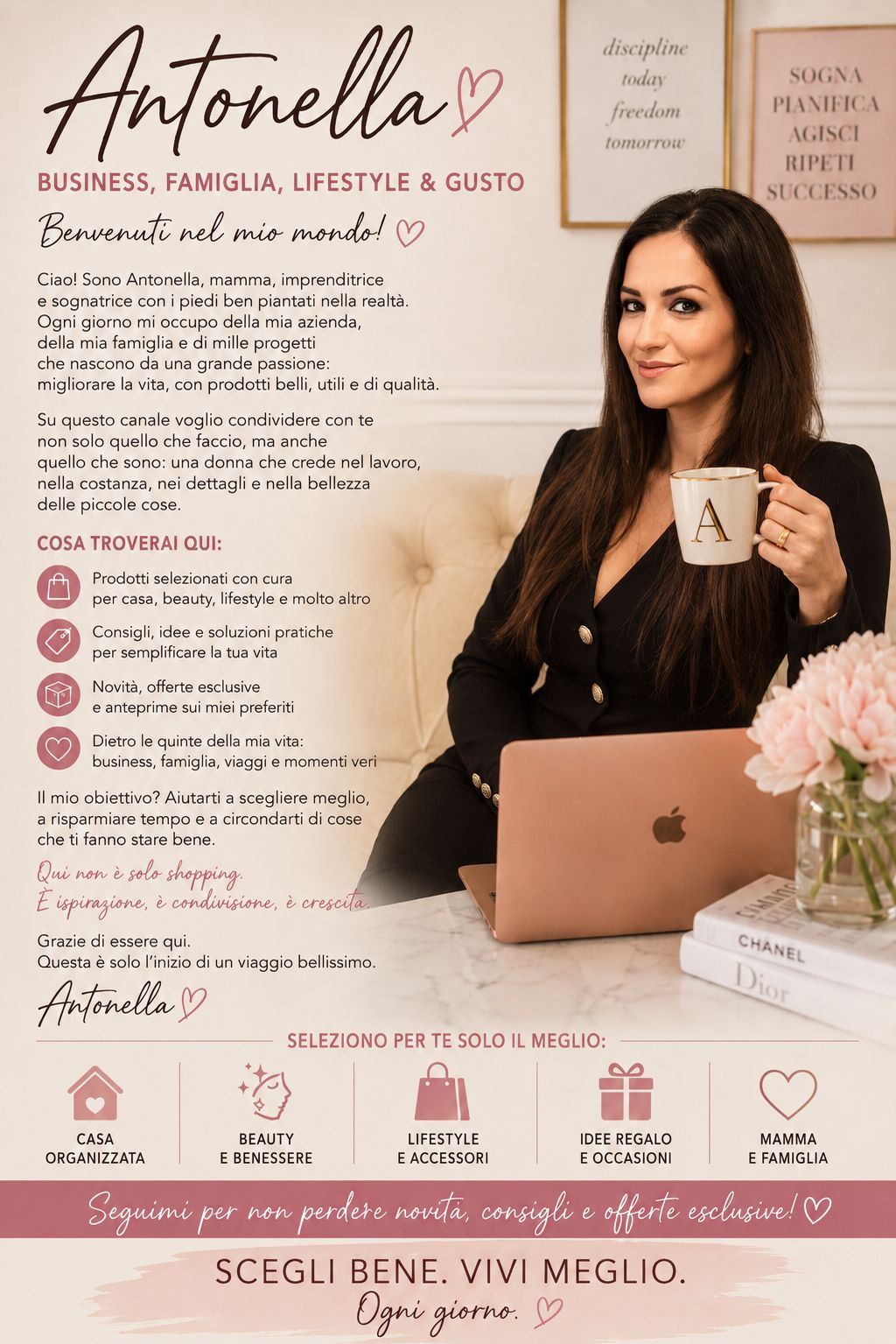 Antonella seduta nel suo studio con laptop rosa e tazza personalizzata